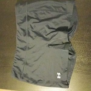 Womens Under Armour Heat gear compression volleyball shorts M